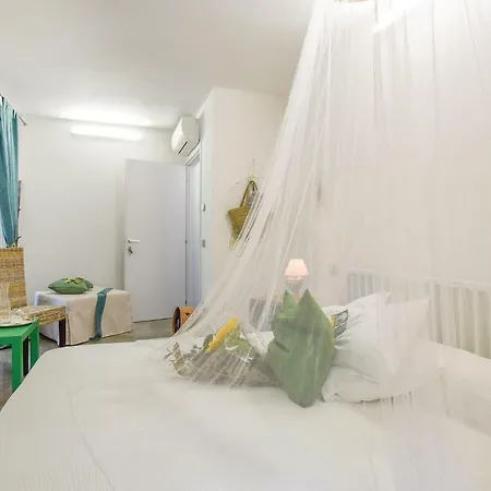 5t's Secret Garden Holiday home *