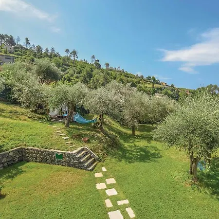 5t's Secret Garden Holiday home Bonassola